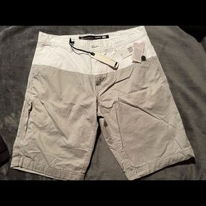 BRAND NEW MENS SHORTS BY BUFFALO